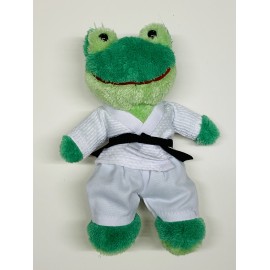 Frog in judo Gi
